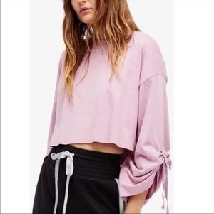 FREE PEOPLE Holala Statement Sleeve Crop Sweatshirt | size xs